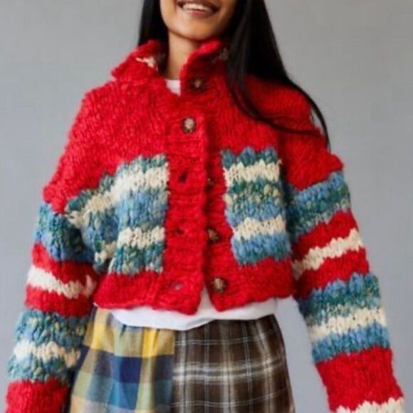 NWT BDG Kinley Chunky knit cropped cardigan
Retail $ 148 Size: XS - Picture 9 of 12